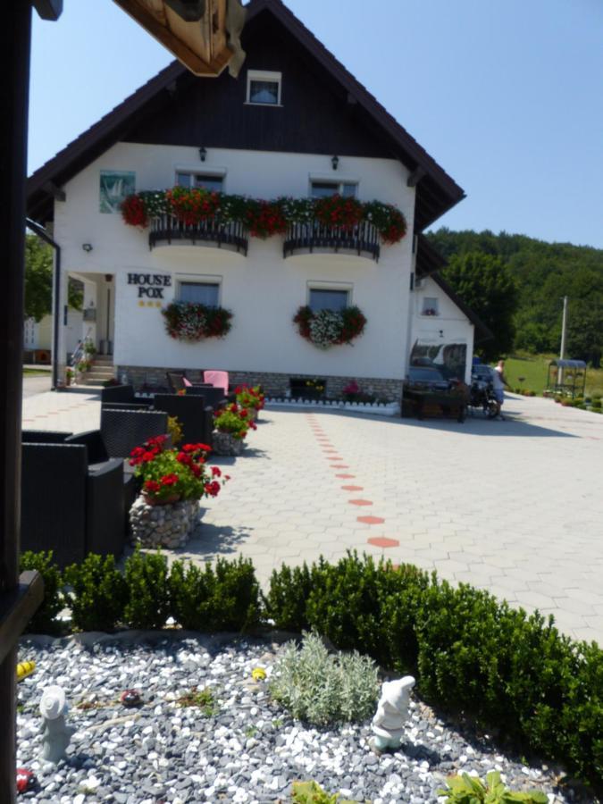 Hotel House Pox Plitvička Jezera Exterior foto